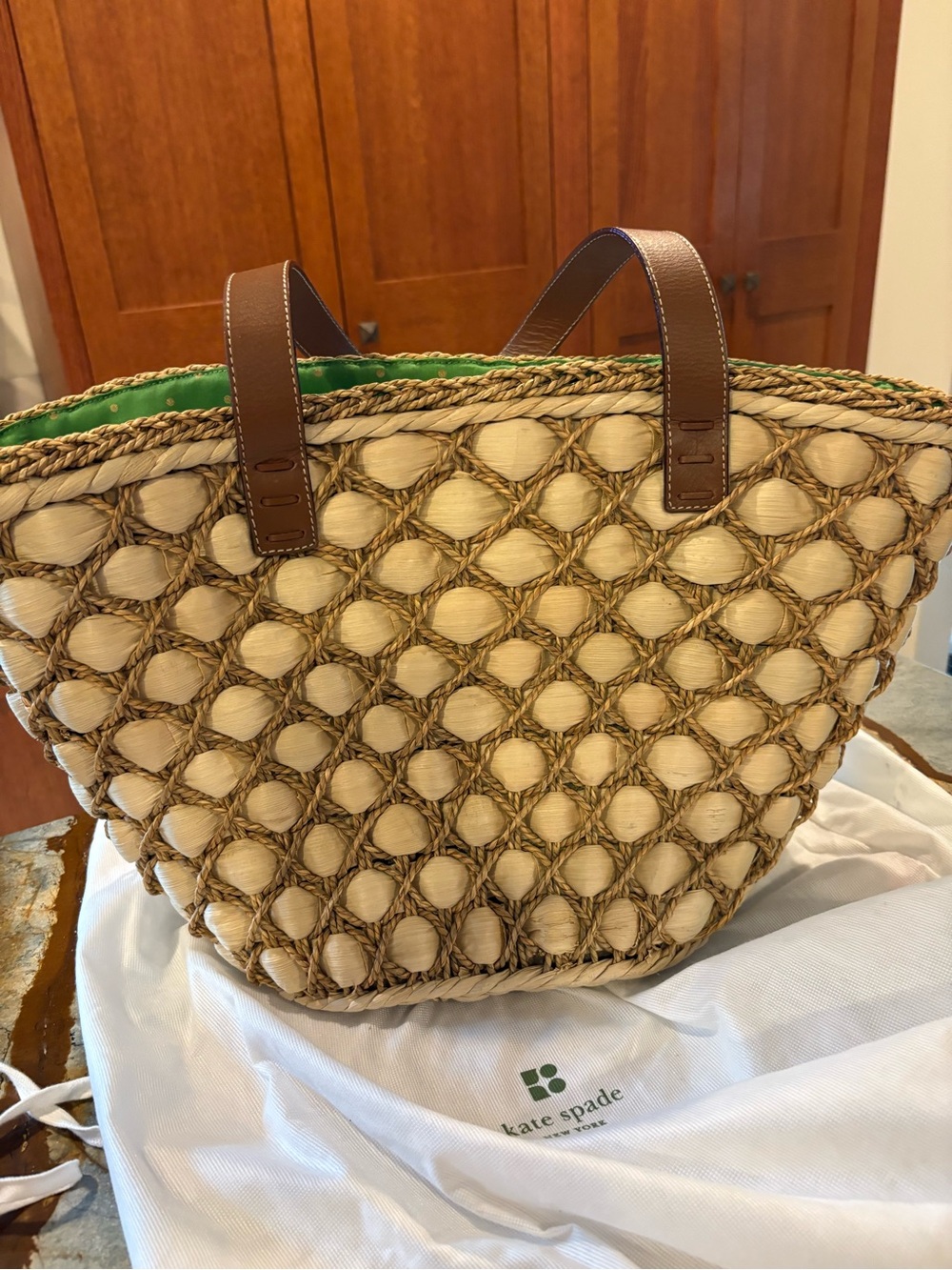 My kate spade woven large straw tote in cream and tan dust bag - Picture 6 of 7
